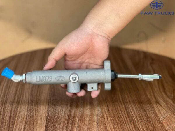 TỔNG CÔN TRÊN XE ĐẦU KÉO FAW 260HP