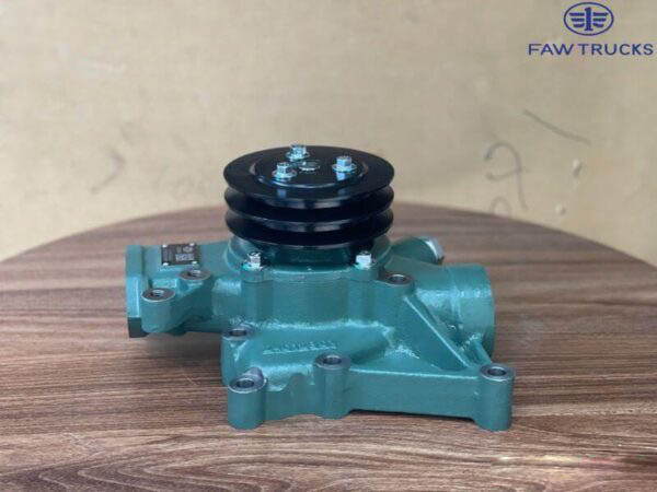 Bơm Nước Xe Đầu Kéo FAW 260HP