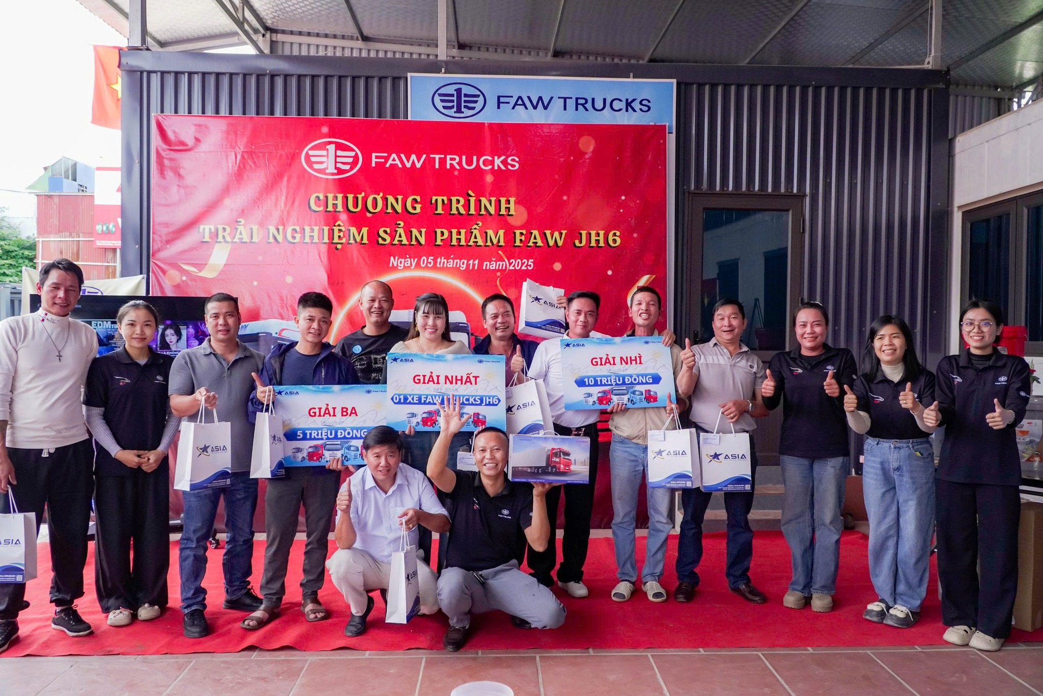 FAW TRUCKS BẮC GIANG TỔ CHỨC CHƯƠNG TRÌNH GIỚI THIỆU SẢN PHẨM FAW JH6 - TRI ÂN QUÝ KHÁCH HÀNG THÂN THIẾT